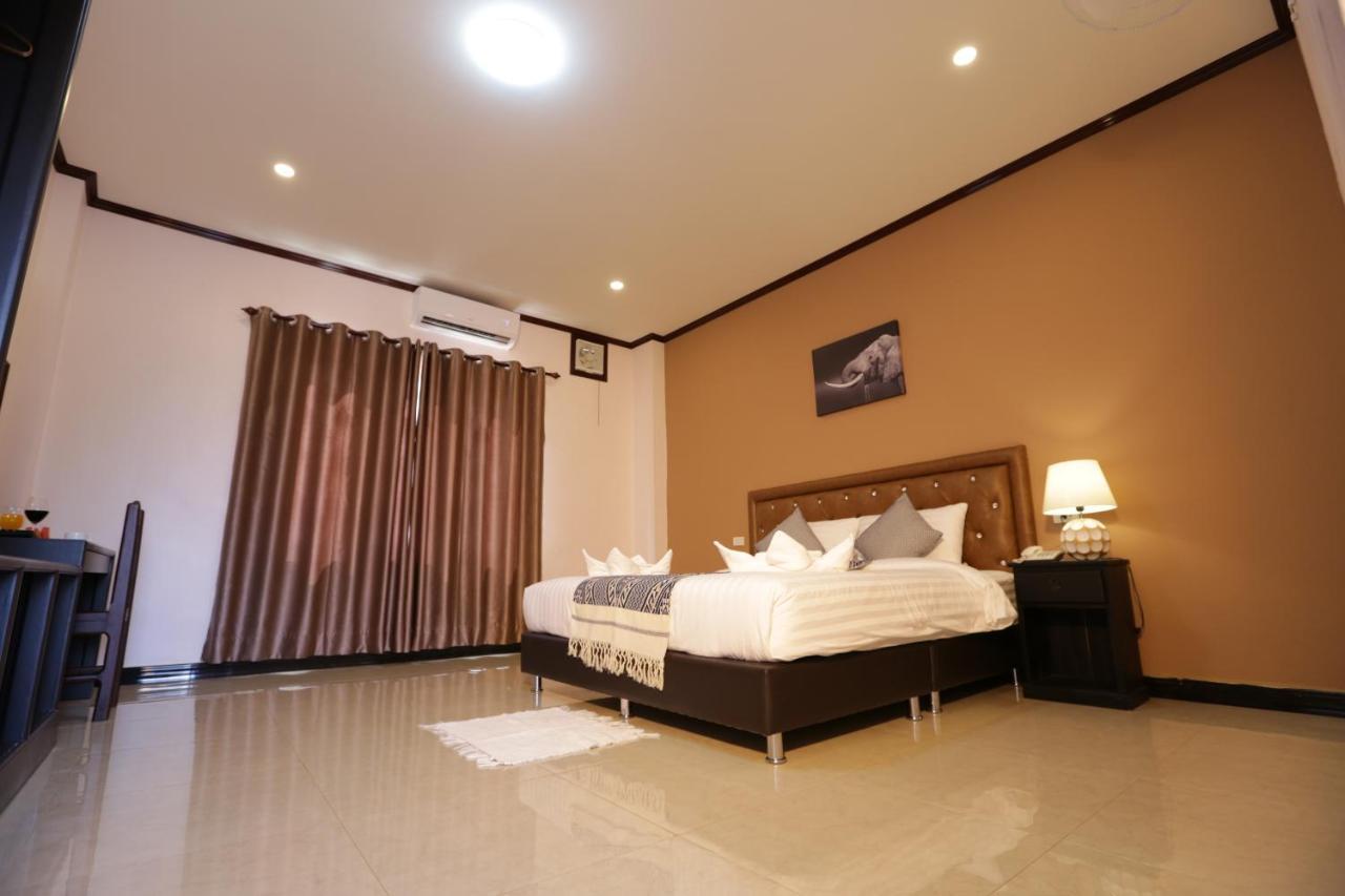 Khounmixay Hotel Viêng Chăn Ngoại thất bức ảnh